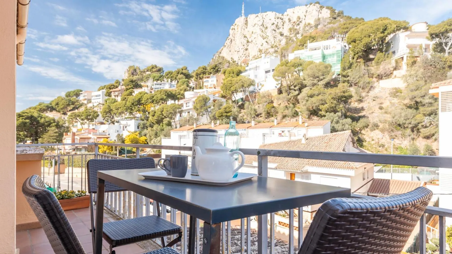 Appartement Entre Mer Et Montagne Torroella De Montgri